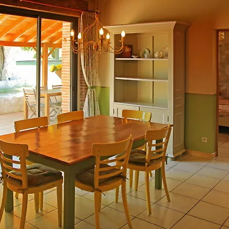 Domaine Du Roujos - Ocre Vakantiehuis *